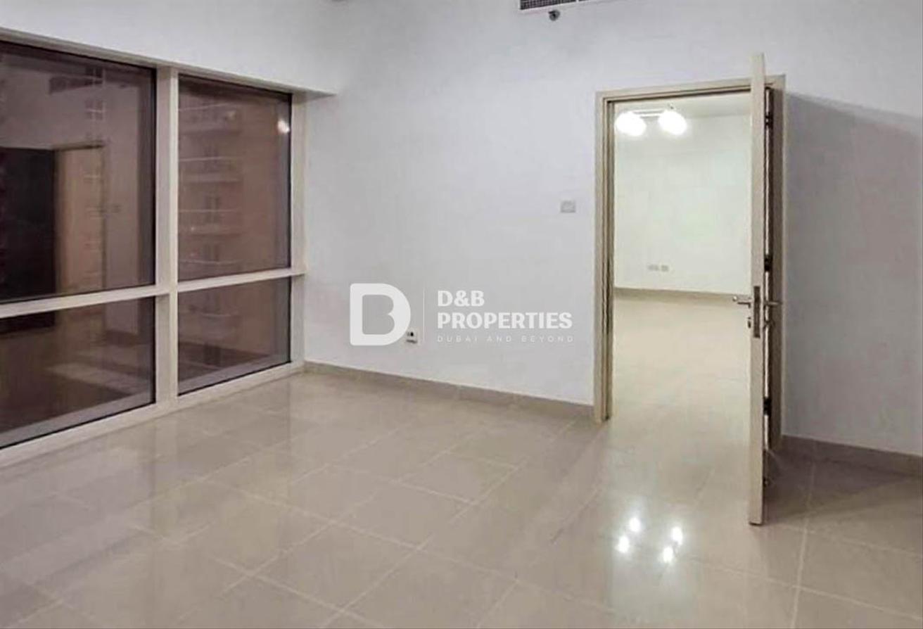 Modern1BR | Spacious Layout | Community Views photo 7