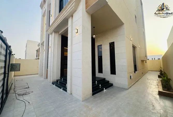 166095760 - صورة العقار 2