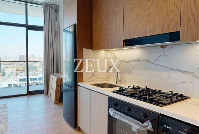 Fully Furnished Studio | Vacant | Ready-to-Move photo 2