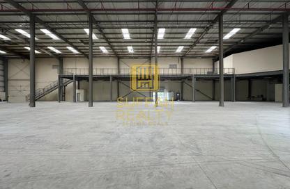 Warehouse - Studio - 5 Bathrooms for rent in Dubai Investment Park 1 (DIP 1) - Dubai Investment Park (DIP) - Dubai