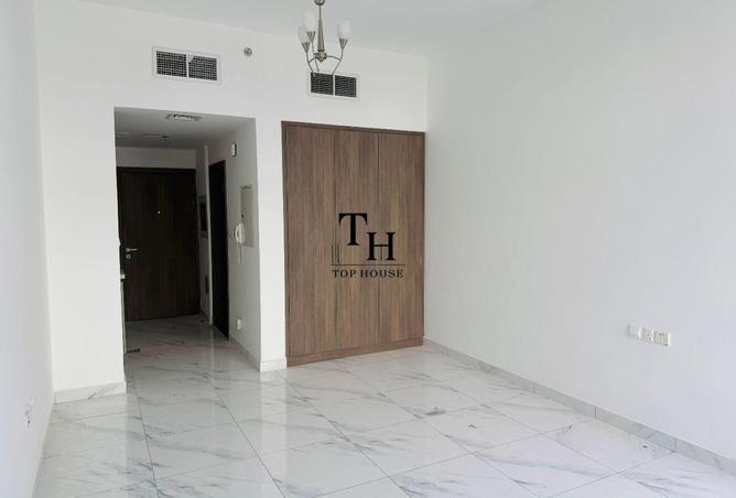 106399406 - Property Image 2