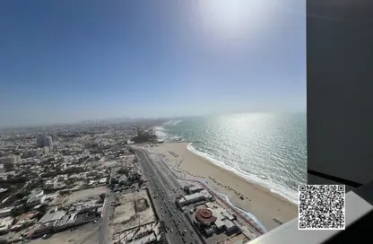 شقة - غرفة نوم - 2 حمامات للبيع في برج الكورنيش - طريق كورنيش عجمان - عجمان شقة - غرفة نوم - 2 حمامات للبيع في برج الكورنيش - طريق كورنيش عجمان - عجمان
