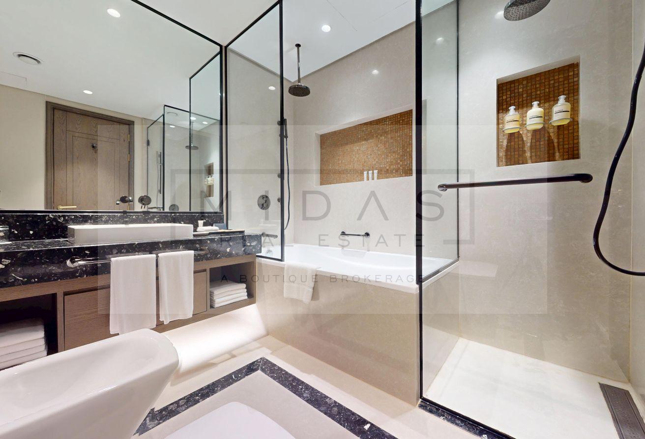 Spacious I Burj Khalifa View I Modern I Maids room photo 17