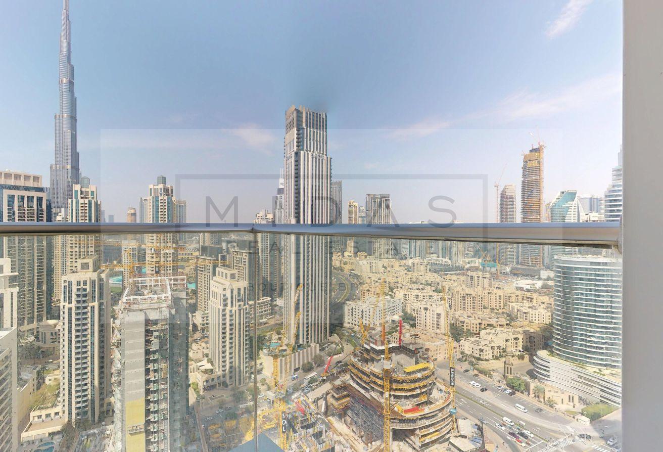 Spacious I Burj Khalifa View I Modern I Maids room photo 3