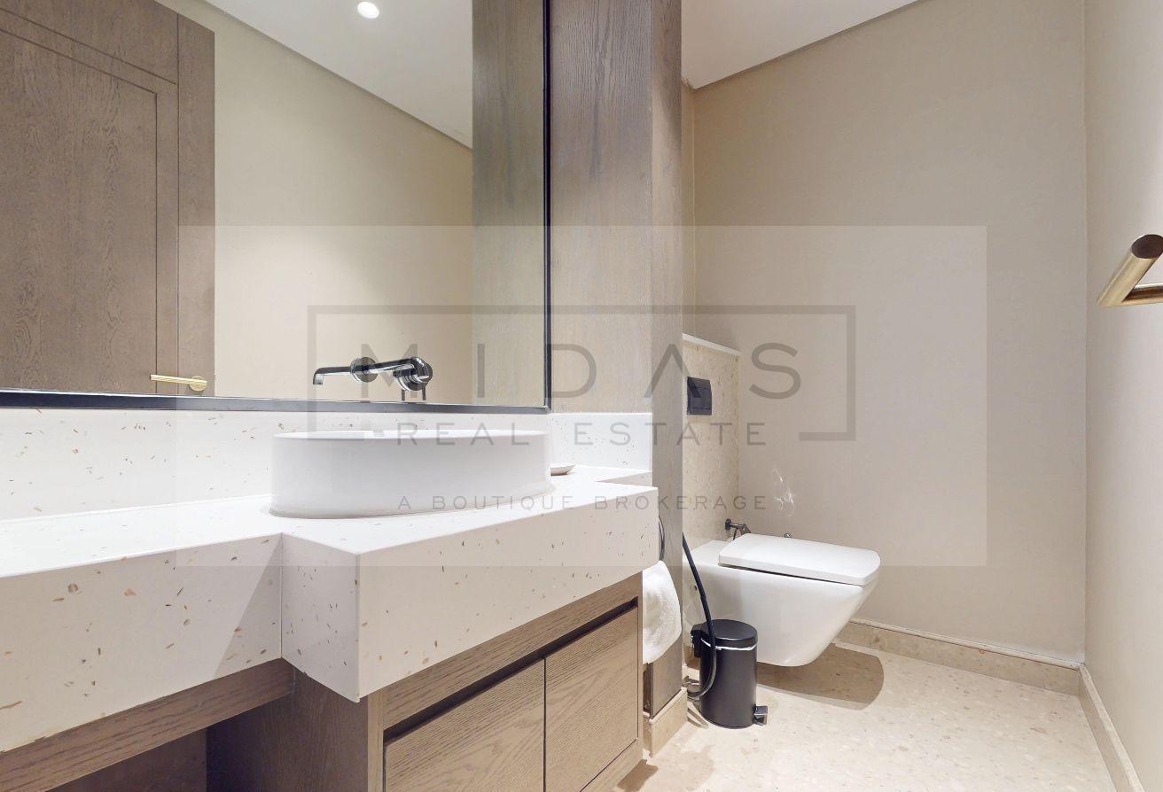 Spacious I Burj Khalifa View I Modern I Maids room photo 6