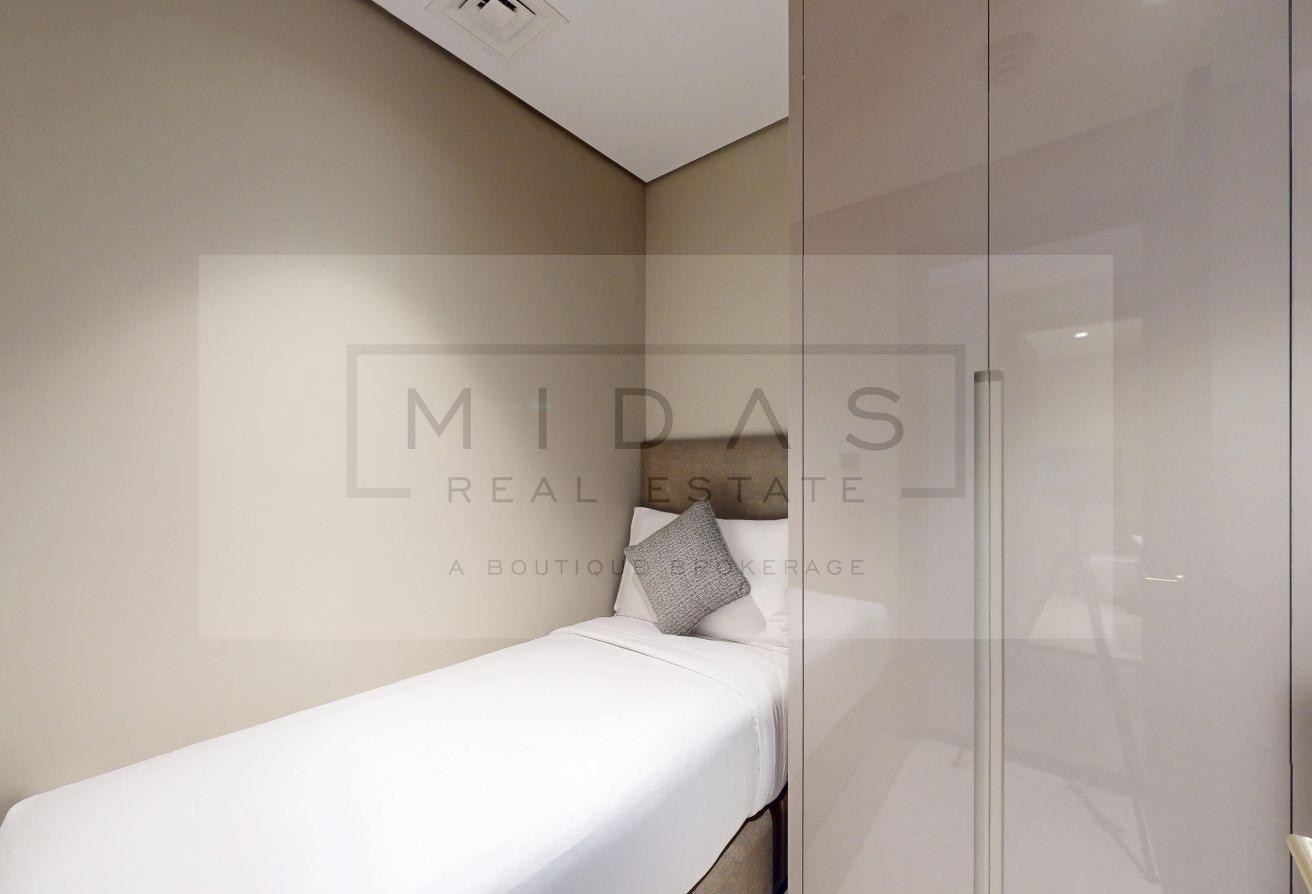 Spacious I Burj Khalifa View I Modern I Maids room photo 7