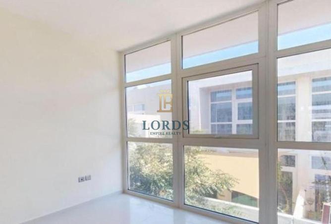 82357248 - الصورة الرئيسية للعقار