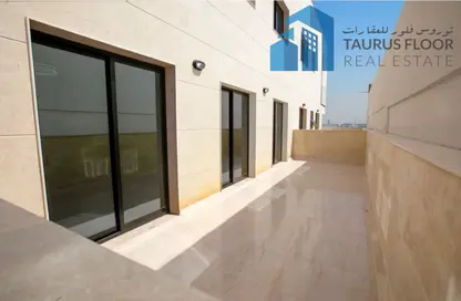 Apartment - 3 Bedrooms - 4 Bathrooms for rent in Salah Al Din Building - Al Khabisi - Deira - Dubai