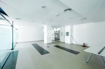 Office Space - Studio for rent in Iris Bay - Business Bay - Dubai