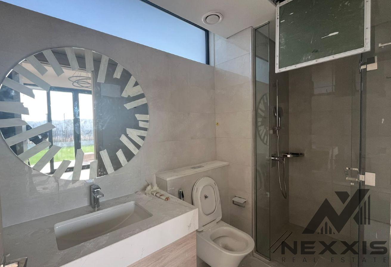 BRAND NEW | 5 BEDROOMS | PRIVATE POOL |GARDEN photo 21
