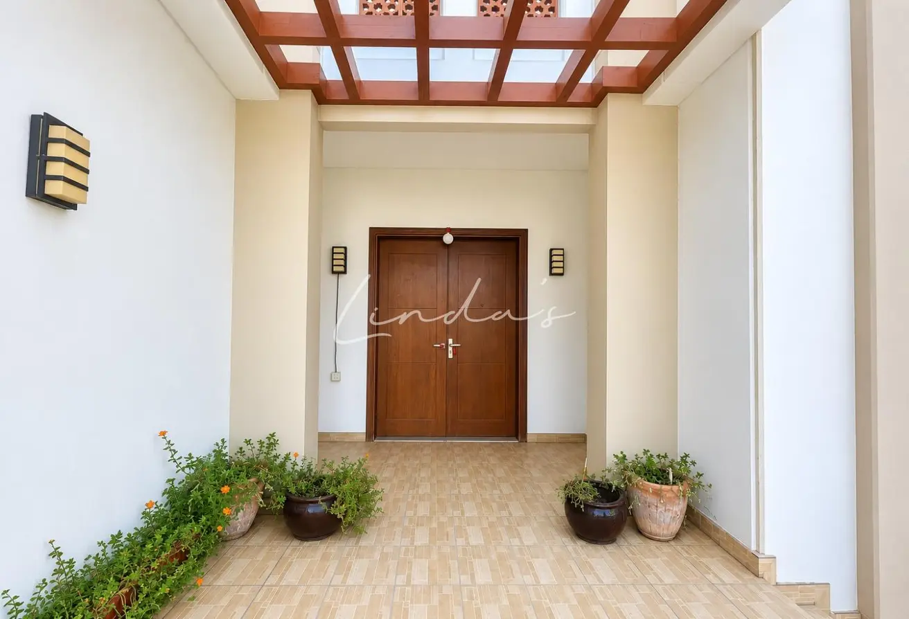 165048672 - Property Main Image