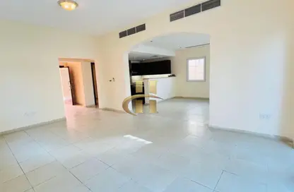 فيلا - 2 غرف نوم - 3 حمامات للايجار في 16M ديستركت - قرية جميرا الدائرية - دبي