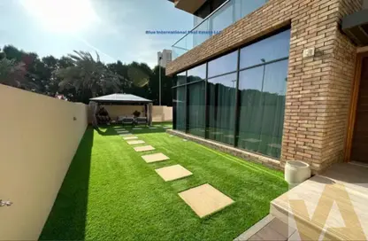 فيلا - 4 غرف نوم - 6 حمامات للايجار في بينتا ڤيلاز - منطقة 11 - قرية جميرا الدائرية - دبي