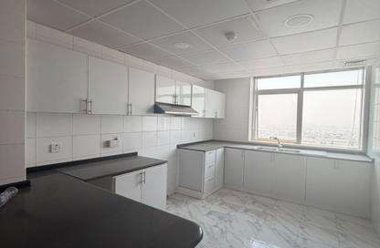 Apartment - 2 Bedrooms - 3 Bathrooms for rent in Dar Al Majaz - Jamal Abdul Nasser Street - Al Majaz - Sharjah