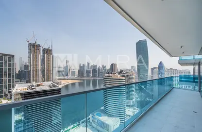 Apartment - 3 Bedrooms - 3 Bathrooms for rent in Future Tower - Business Bay - Dubai