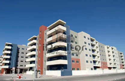 Apartment - 2 Bedrooms - 2 Bathrooms for rent in Tower 2 - Al Reef Downtown - Al Reef - Abu Dhabi