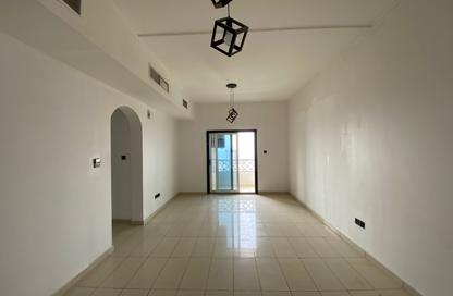 Apartment - 1 Bedroom - 2 Bathrooms for rent in Al Majaz 3 - Al Majaz - Sharjah Apartment - 1 Bedroom - 2 Bathrooms for rent in Al Majaz 3 - Al Majaz - Sharjah