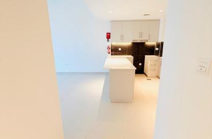 Apartment - 2 - 3 for sale in Jawaher Residences - Maryam Island - Al Khan - Sharjah