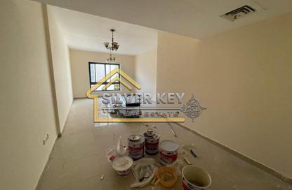 Apartment - 2 Bedrooms - 2 Bathrooms for rent in Bu Tina - Al Sharq - Sharjah