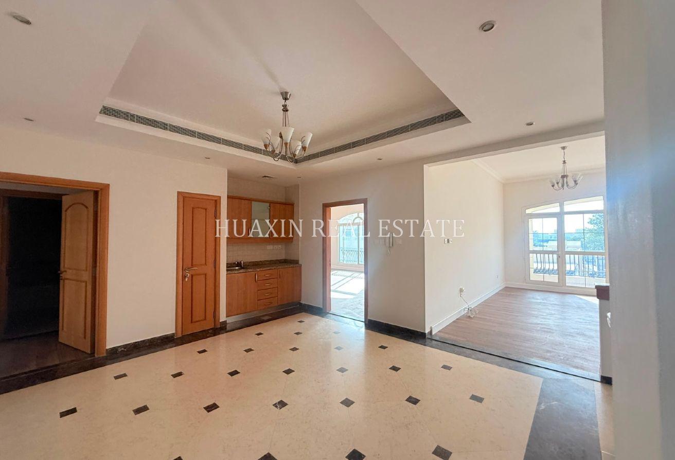 Small Cozy Compound | Close to the Beach| Com Pool photo 3