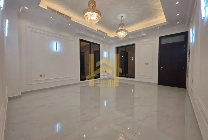 122020370 - Property Image 3