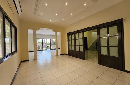 Villa - 3 Bedrooms - 5 Bathrooms for rent in Al Manara - Dubai