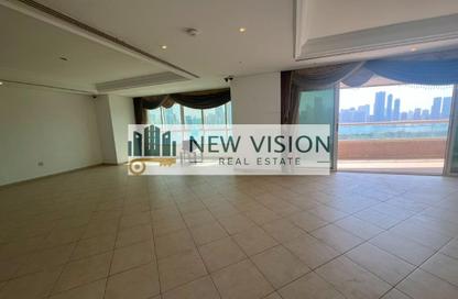 Apartment - 4 Bedrooms - 5 Bathrooms for rent in Al Majaz 1 - Al Majaz - Sharjah