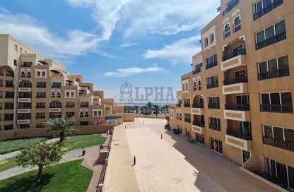 شقة - غرفة نوم - 2 حمامات للايجار في كهرمان - باب البحر - جزيرة المرجان - رأس الخيمة