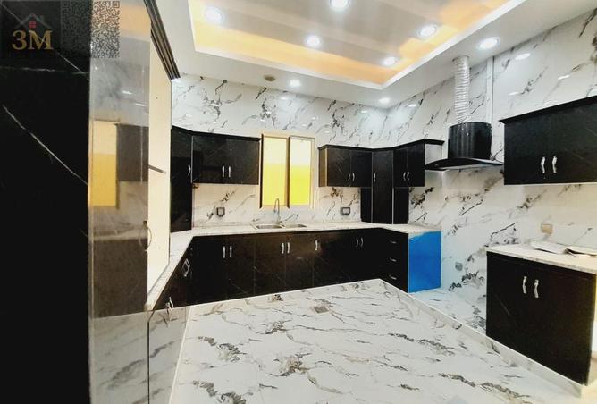 76590587 - Property Image 2