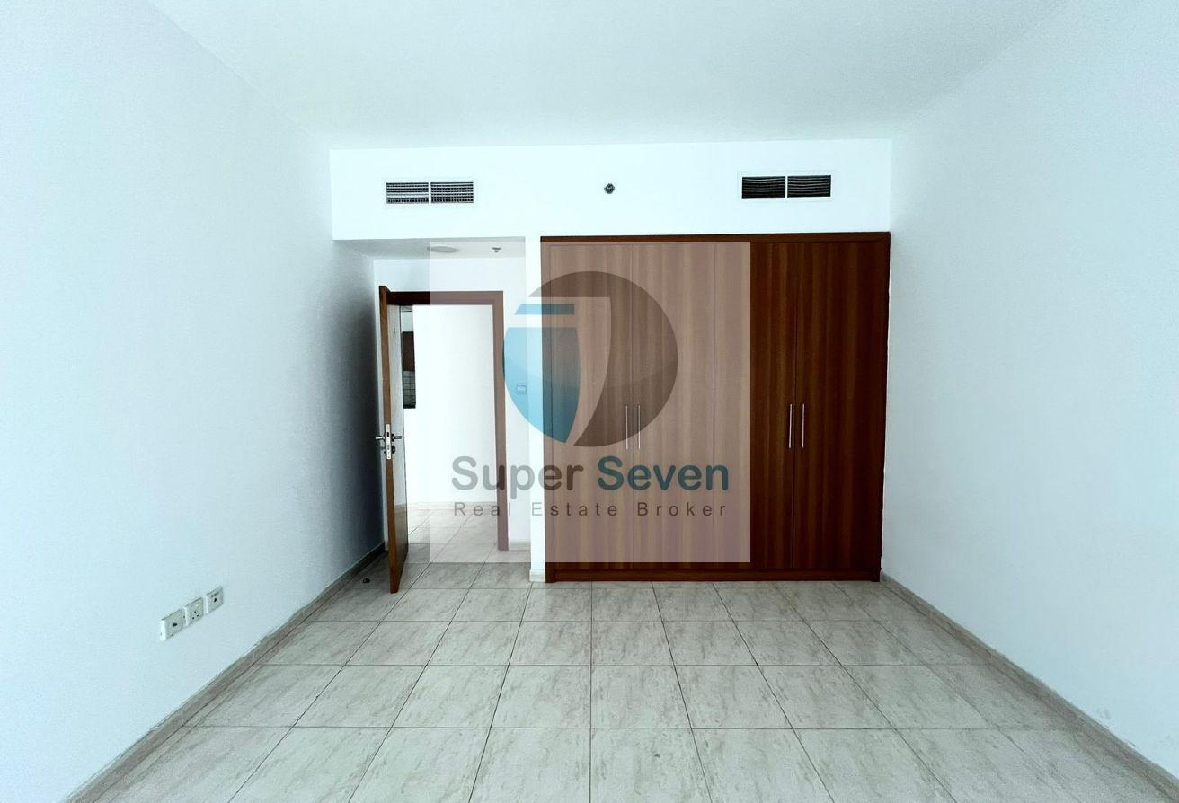 WITH BALCONY || POOL VIEW || SPACIOUS photo 8