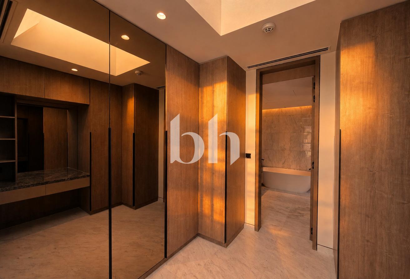 FULLY Upgraded | Close to Park | Genuine Listing photo 11