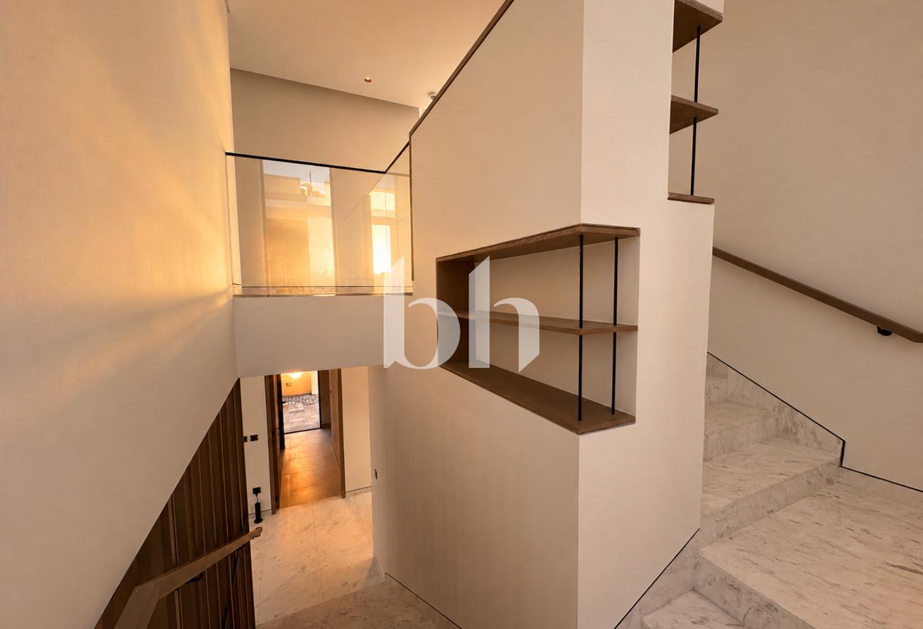 FULLY Upgraded | Close to Park | Genuine Listing photo 5