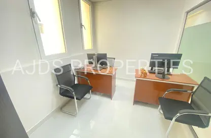 مكتب - غرفة نوم - 1 حمام للايجار في مبنى هوريزون - بورسعيد - ديرة - دبي