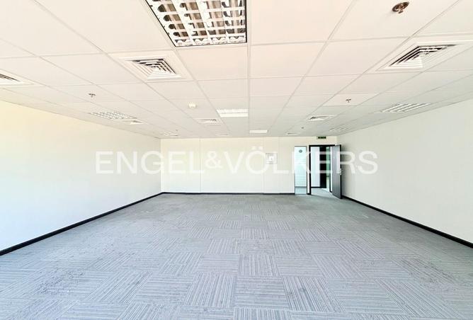 100428052 - Property Image 3
