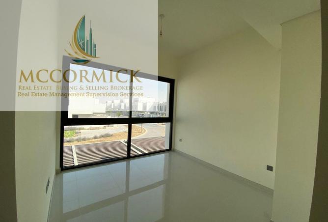 87031617 - Property Image 3