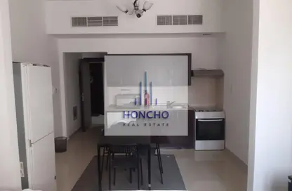 شقة - 1 حمام للايجار في نورا ريزيدنس 1 - نورا ريزيدنس - الضاحية 10 - قرية جميرا الدائرية - دبي