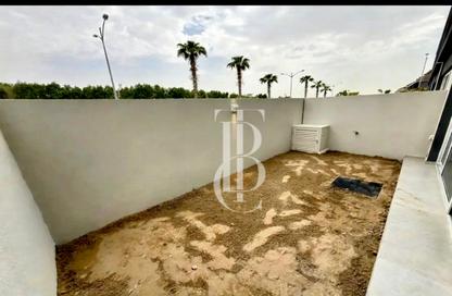 Townhouse - 4 - 4 for rent in Verona - Damac Hills 2 - Dubai Townhouse - 4 - 4 for rent in Verona - Damac Hills 2 - Dubai