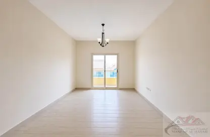 Apartment - 1 Bedroom - 2 Bathrooms for rent in Muwaileh 29 Building - Muwaileh - Sharjah