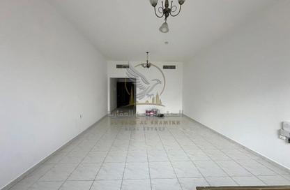 Apartment - 1 - 1 for rent in Al Majaz 2 - Al Majaz - Sharjah Apartment - 1 - 1 for rent in Al Majaz 2 - Al Majaz - Sharjah