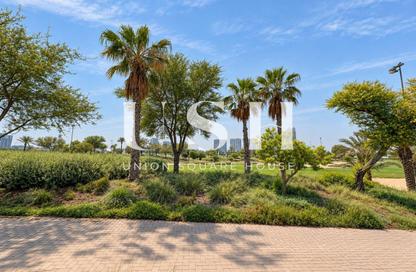 Townhouse - 4 - 3 for sale in Silver Springs 3 - Silver Springs - Damac Hills - Dubai Townhouse - 4 - 3 for sale in Silver Springs 3 - Silver Springs - Damac Hills - Dubai