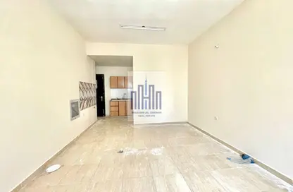 Apartment - Studio - 1 Bathroom for rent in Muwaileh - Sharjah