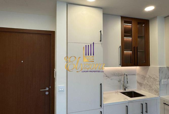 87032905 - Property Image 3