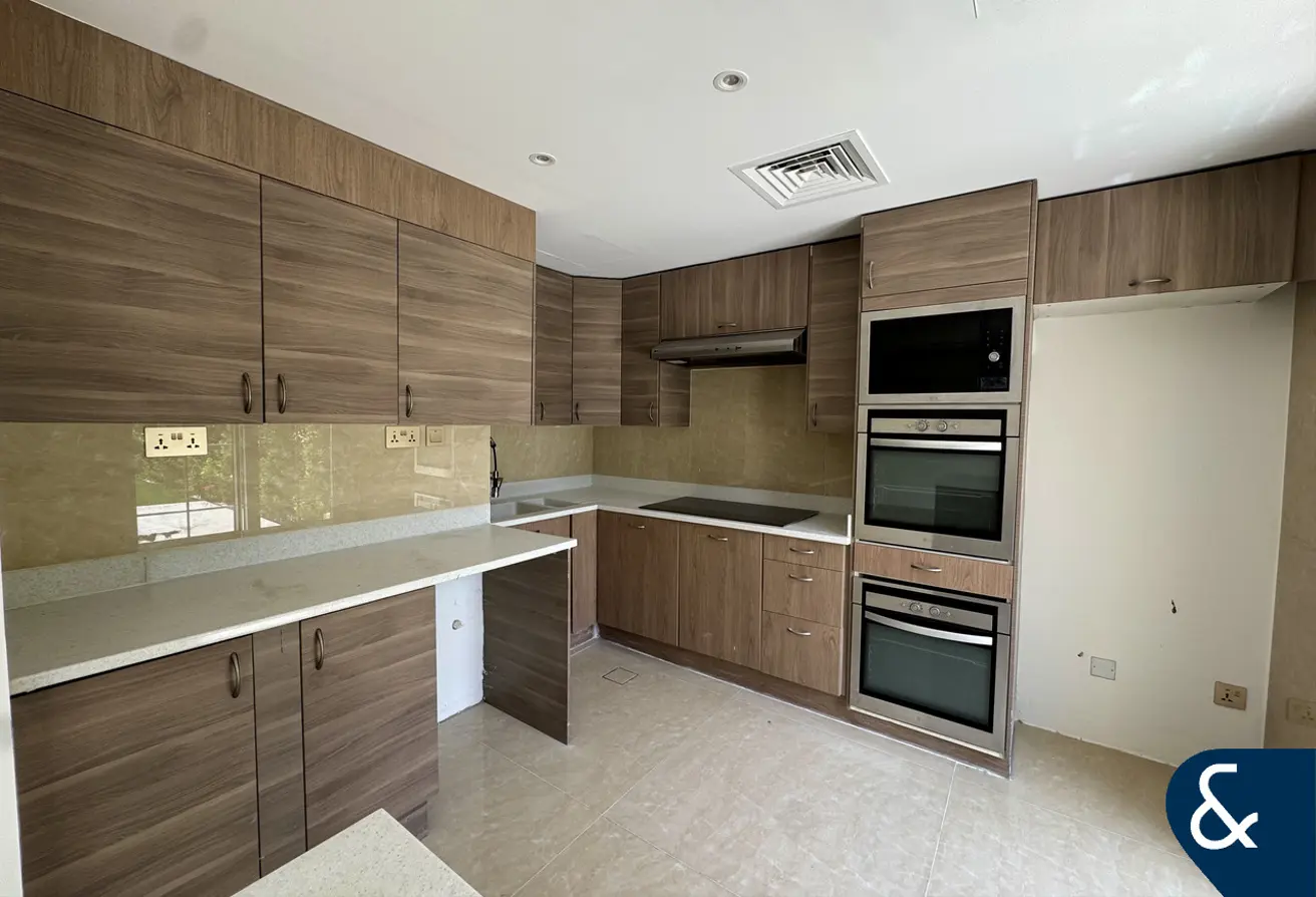 131572308 - Property Main Image