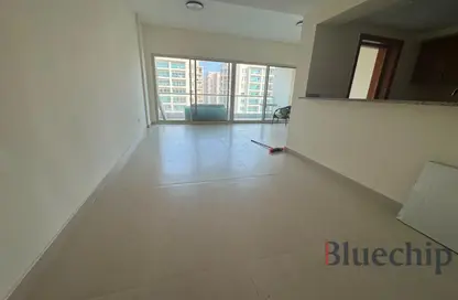 Apartment - 2 Bedrooms - 2 Bathrooms for rent in Al Dhafra 2 - Al Dhafra - Greens - Dubai