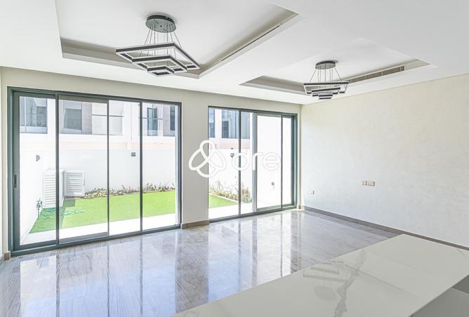 72305837 - صورة العقار 3