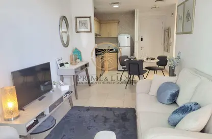 Apartment - 1 Bedroom - 2 Bathrooms for rent in Mayfair Tower - Business Bay - Dubai