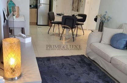 Apartment - 1 Bedroom - 2 Bathrooms for rent in Mayfair Tower - Business Bay - Dubai