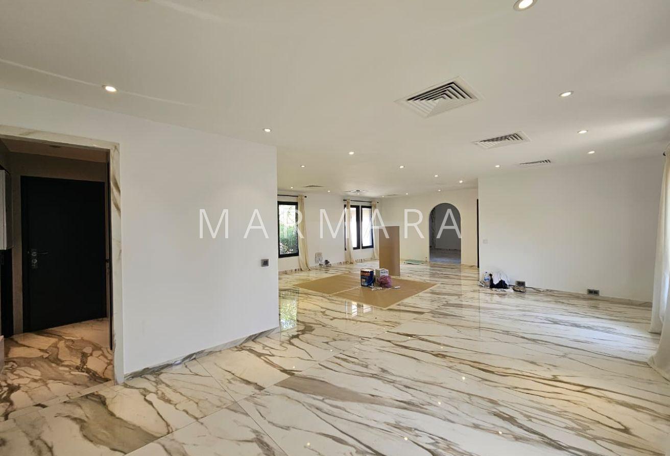 Renovated | Lovely Single story villa | Landscaped photo 5