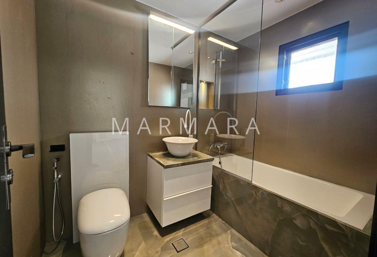 Renovated | Lovely Single story villa | Landscaped photo 13