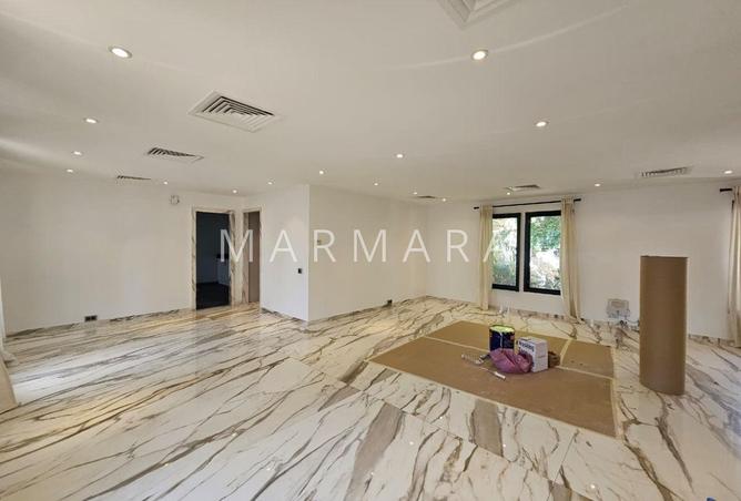 121457196 - Property Image 2